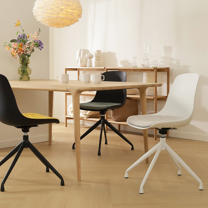 Nolon Nola-Liv Eetkamerstoel Zwart - Beige - Draaibaar - Zwart
