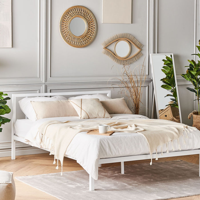 Beliani - CUSSET - Tweepersoonsbed - Wit - 140 x 200 cm - Metaal