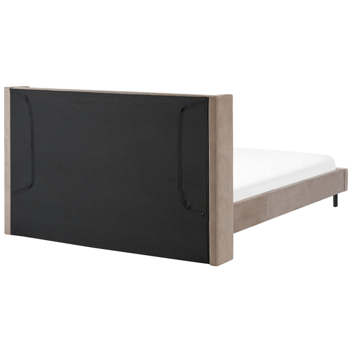 Beliani - VILLETTE - Tweepersoonsbed - Taupe - 180 x 200 cm - Fluweel