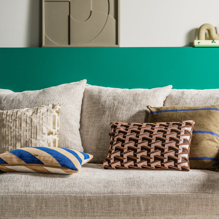 301559-x01-202210261824-a.jpg (4765203) 