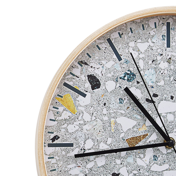 Beliani - GORDOLA - Wandklok - Lichtgrijs - MDF