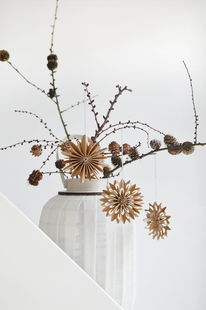 Delight Department kersthanger sneeuwvlok caramel (Ø 8 centimeter)