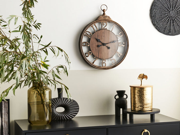 Beliani - ALCOBA - Wandklok - Bruin - Synthetisch materiaal