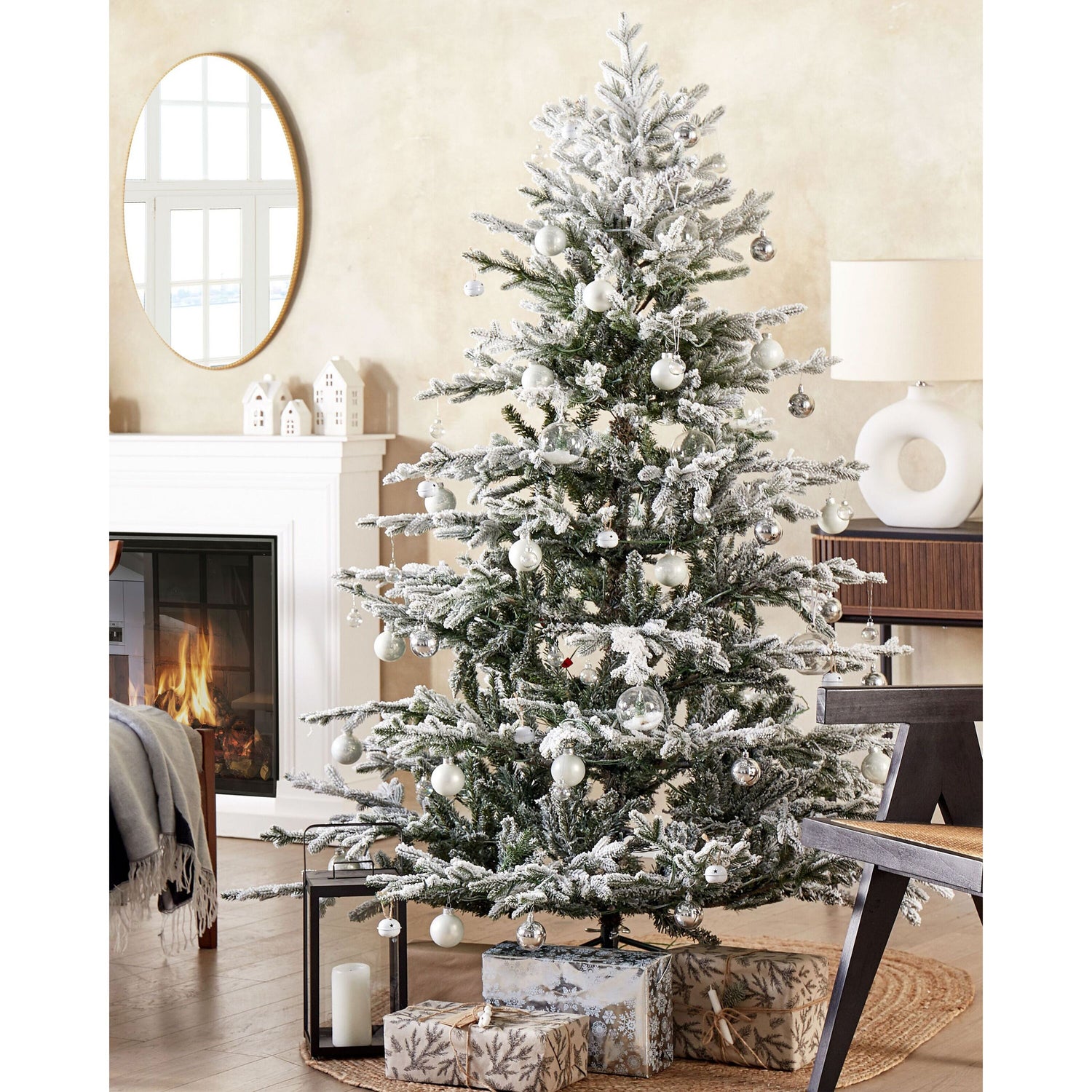 Beliani - BRISCO - Kerstboom - Wit - 180 cm - Synthetisch materiaal