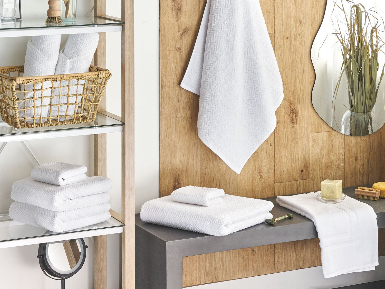 Beliani - MITIARO - Handdoek set van 9 - Wit - Katoen