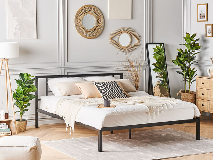 Beliani - CUSSET - Tweepersoonsbed - Zwart - 140 x 200 cm - Metaal