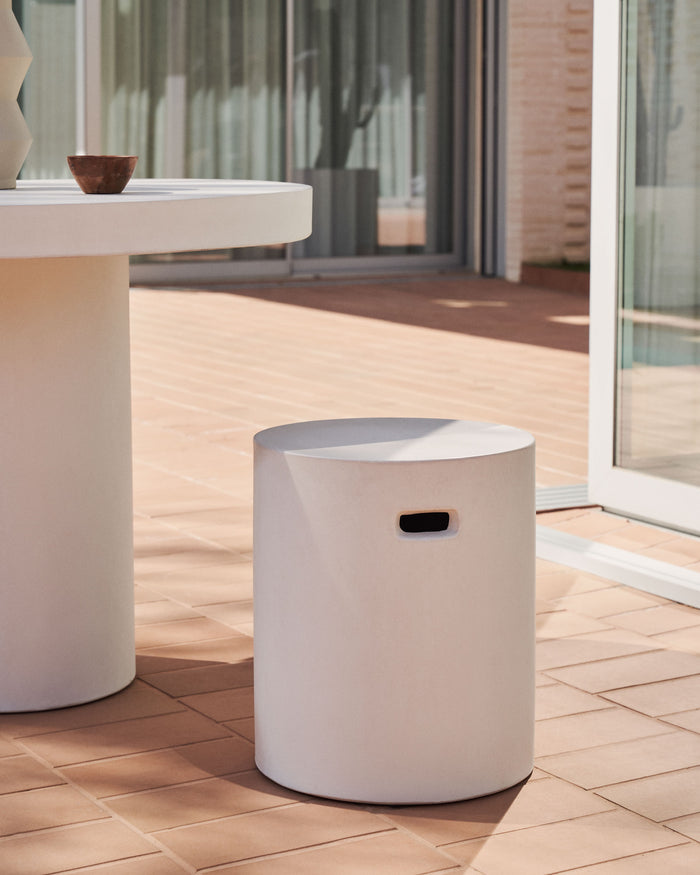 Kave Home - Aiguablava voetsteun in wit cement, Ø 37 cm