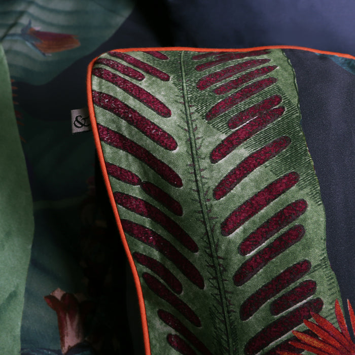 Graham & Brown Dekbedovertrek 220x230 - Tigerlily Midnight