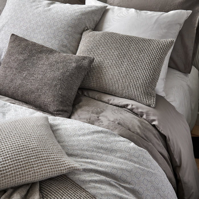 Vandyck HOME 81 Plaid 130 x 220 cm - Fudge