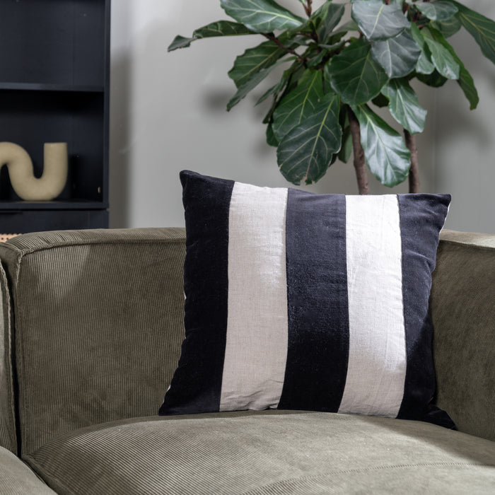 318774-x07-202307061122-A.jpg (6048140) 