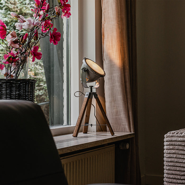 QAZQA Industriële tafellamp tripod staal met hout kantelbaar - Emado