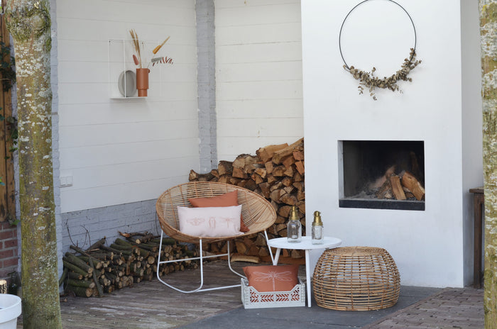 Villa Madelief roestbruin buitenkussen libelle (40x40cm)