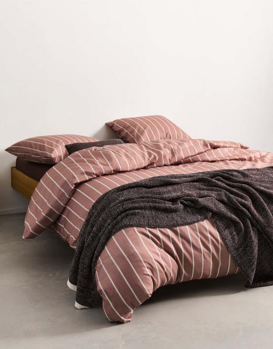 Marc O'Polo Torsken Dekbedovertrek Earth red 200 x 220 cm