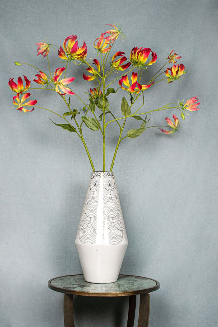 PTMD Lelie Kunstbloem - 110 x 42 x 107 cm  - Kunststof - Rood