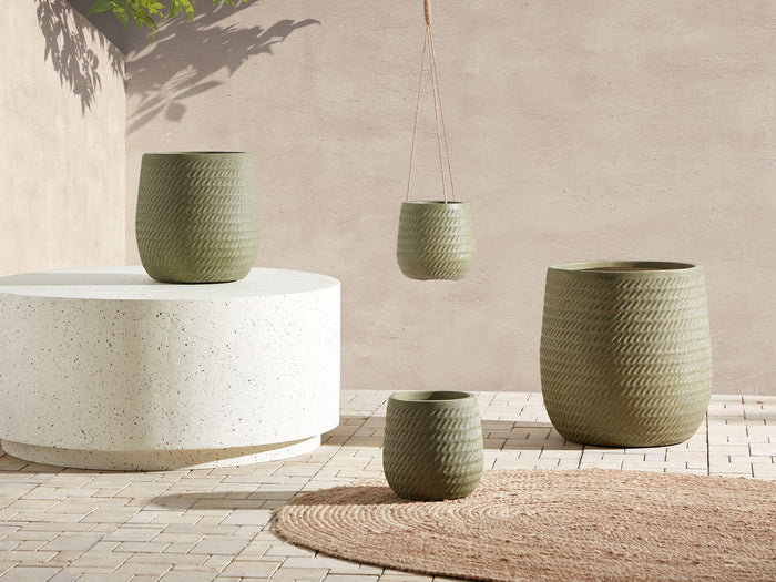 Beliani - LIVADIA - Bloempot - Groen - 27 cm - Vezelklei