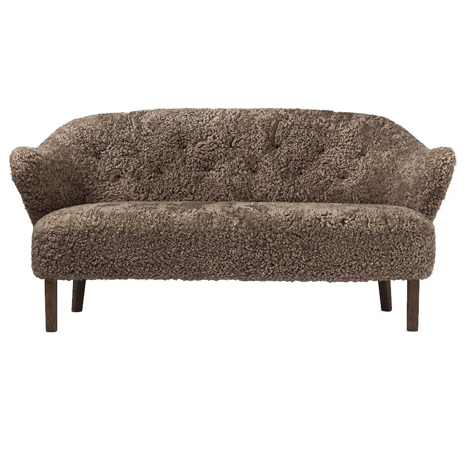 Audo Copenhagen Ingeborg 2,5-zits bank donker eiken Sheepskin Sahara