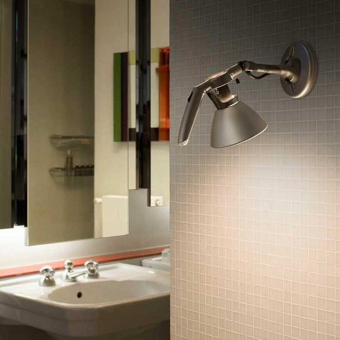 Luceplan Fortebraccio wandlamp 1-arm large zwart