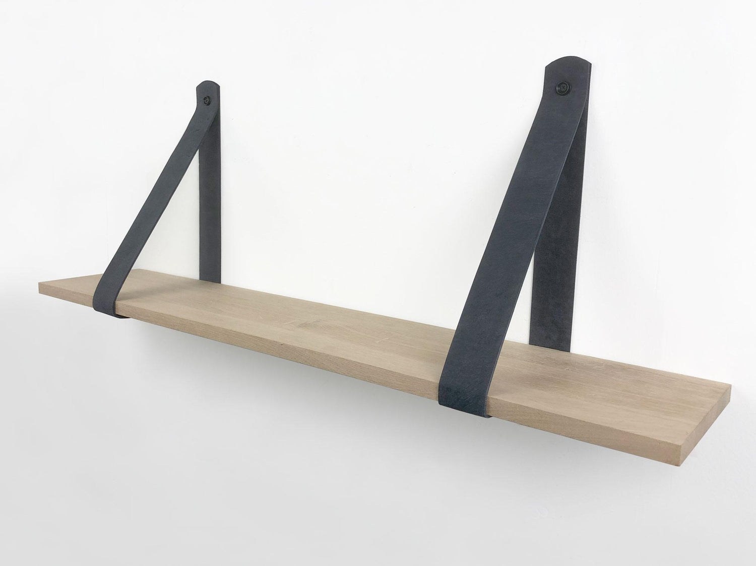 Woodbrothers Eiken 18mm wandplank recht 150x30cm + leren riem grijs