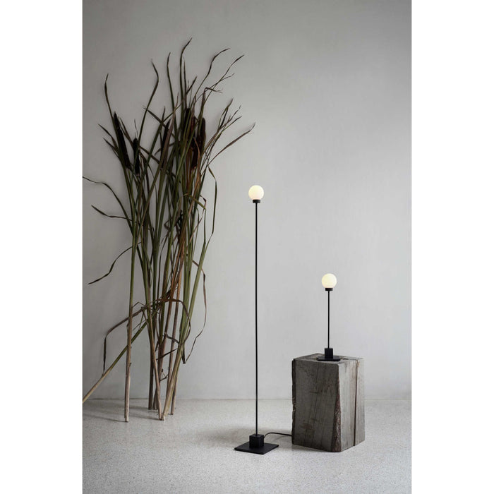 Northern Snowball tafellamp zwart