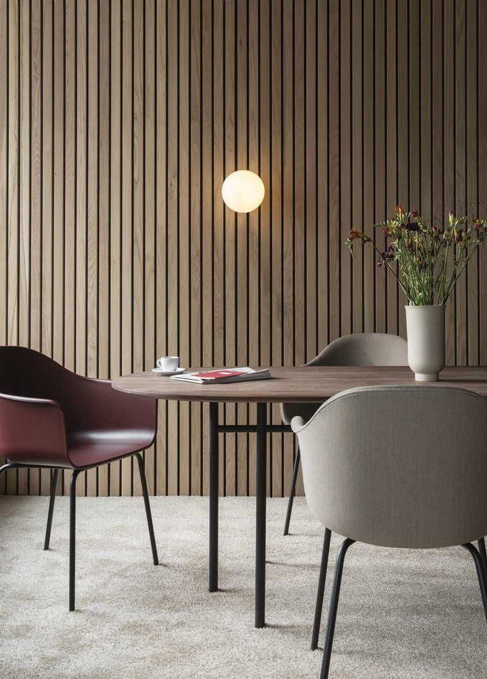 Audo Copenhagen TR Bulb plafond- en wandlamp mat messing