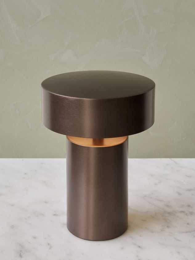 Audo Copenhagen Column tafellamp LED oplaadbaar brons