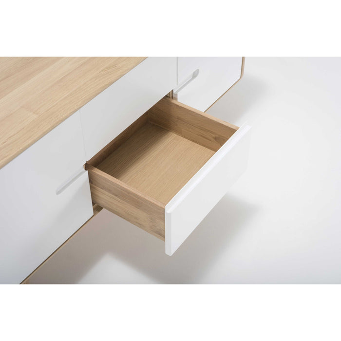 98507835-6387-4f2c-a2a3-2f8212dc061e-afbeelding9.jpg (7628513) 