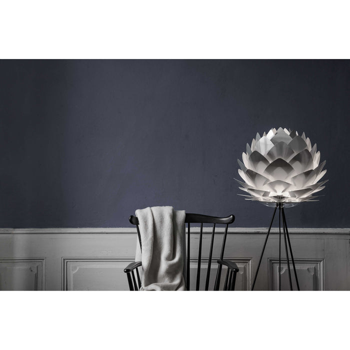 Umage Silvia Medium Tripod vloerlamp Ø50 zwart onderstel, messing