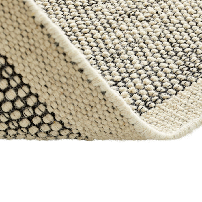 320803-x04-202312011722-C.jpg (7681087) 