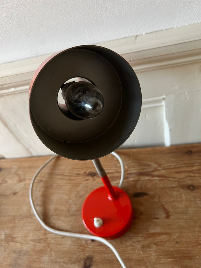 Reliving Vintage Retro Bureaulampje Met Mooie Felle Kap Kerst