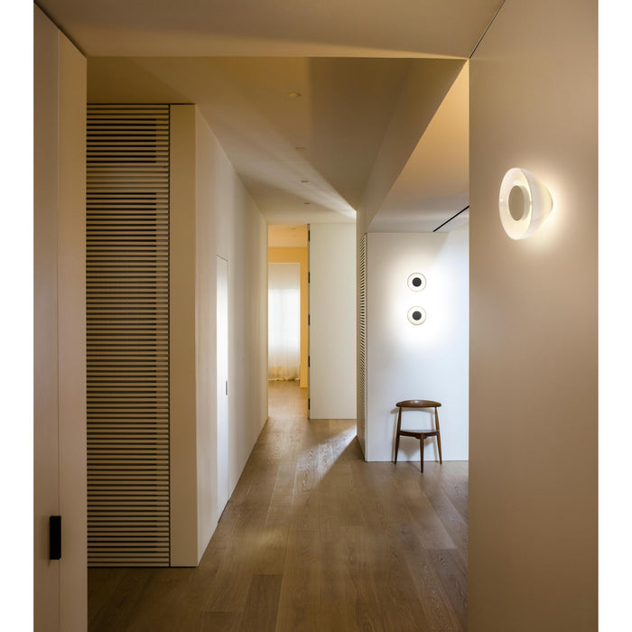 Marset Aura Plus wandlamp LED Ø25 transparant smoked