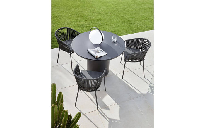 Kave Home - Taimi ronde buitentafel van beton met zwarte afwerking Ø