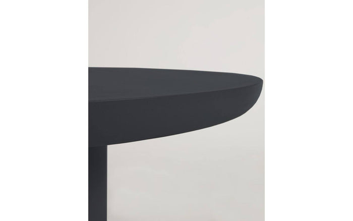 Kave Home - Taimi ronde buitentafel van beton met zwarte afwerking Ø