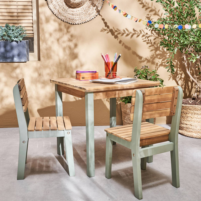 sweeek - Houten tafel voor kinderen binnen|buiten, 2 stoelen