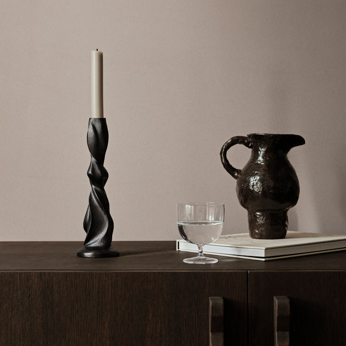 Ferm Living Gale Kandelaar Blackened Aluminium - H 25 cm