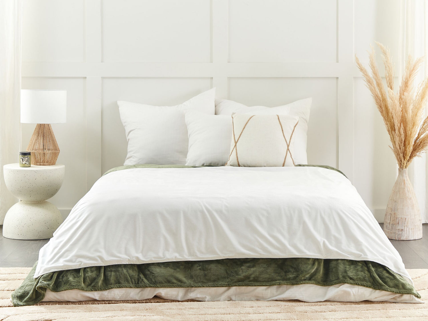 Beliani-RHEA-Verzwaringsdeken hoes-Wit-135 x 200 cm-Polyester