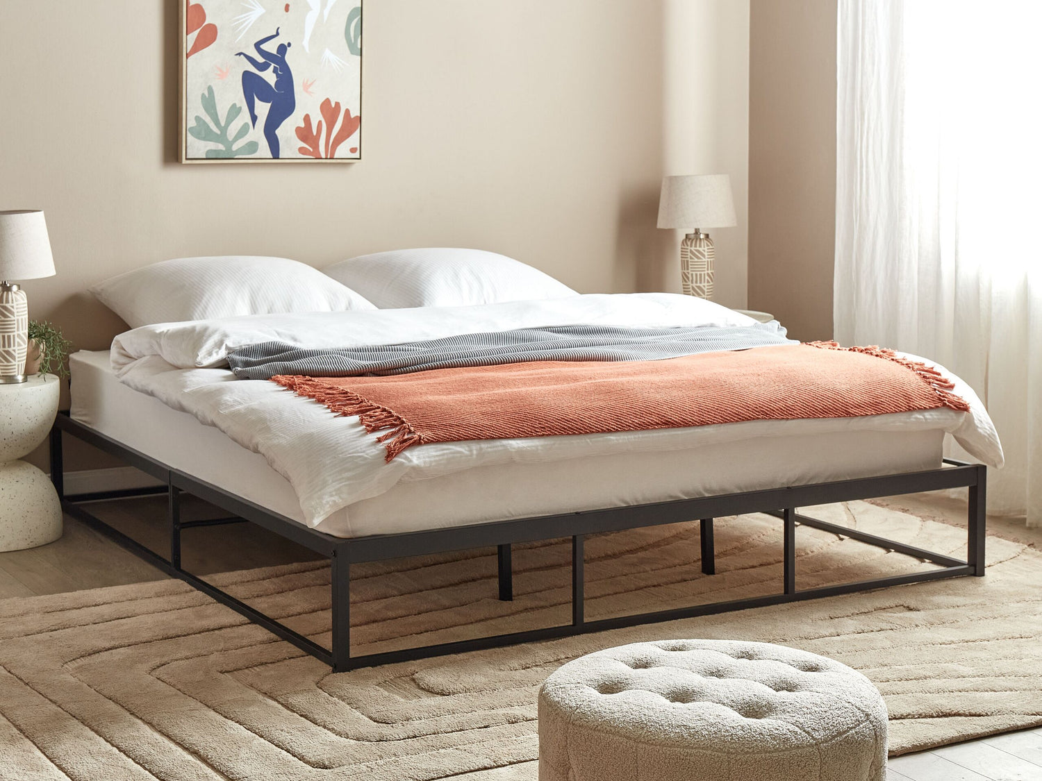 Beliani - VIRY - Tweepersoonsbed - Zwart - 180 x 200 cm - Metaal