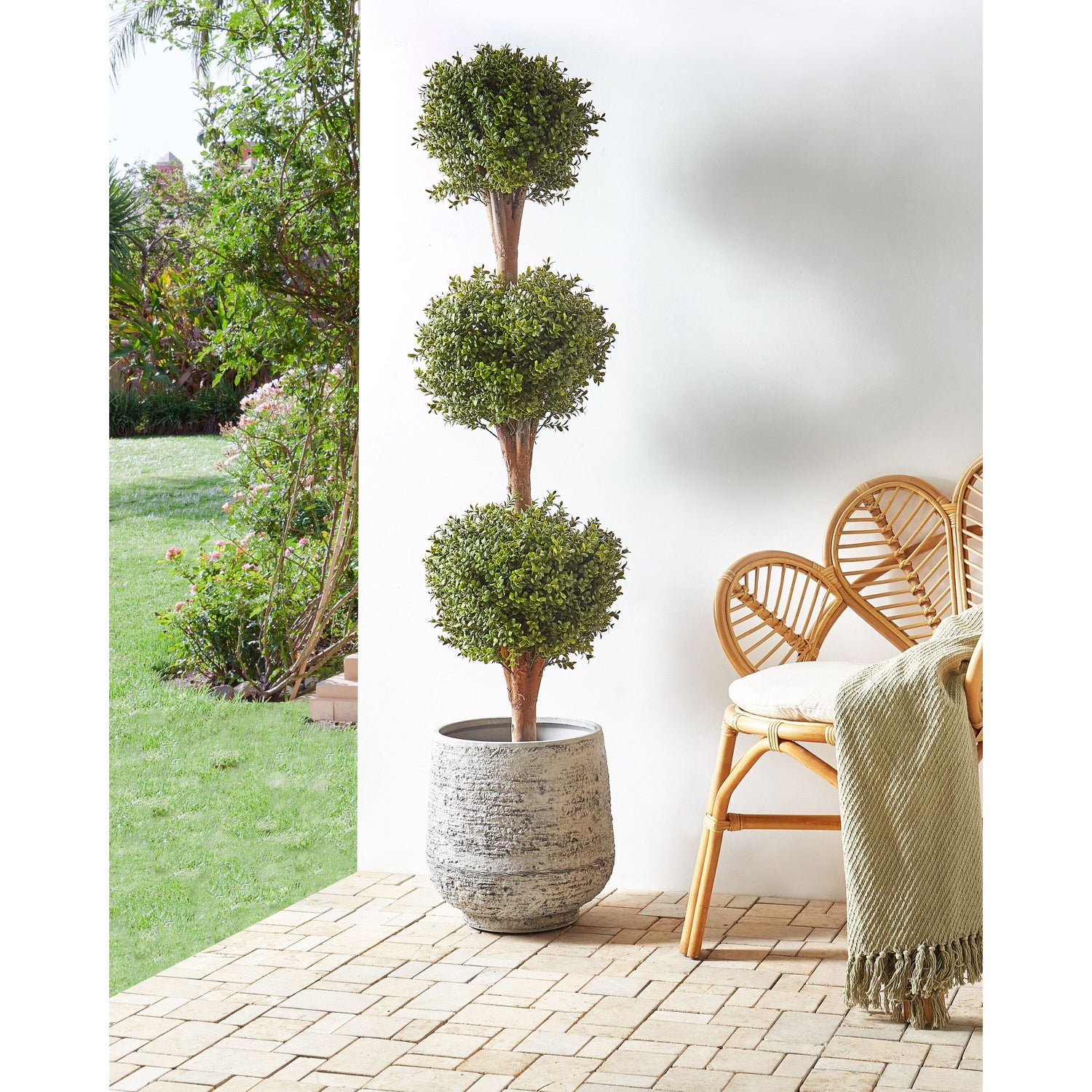 Beliani - BUXUS BALL TREE - Kunstplant - Groen - 154 cm - Synthetisch