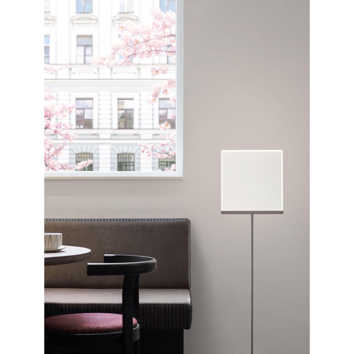 Hollands Licht Xio vloerlamp LED Rust