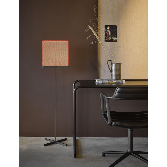 Hollands Licht Xio vloerlamp LED Rust