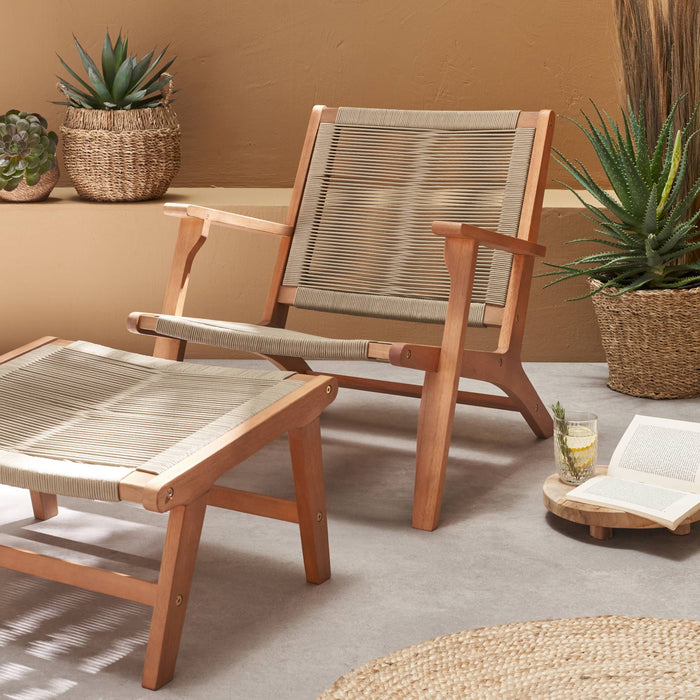 sweeek - Relaxfauteuil van hout en touw met voetensteun