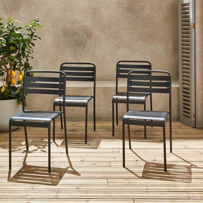 sweeek - Stalen tuinstoel (set van 4)
