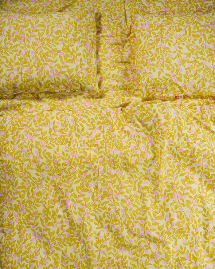 Essenza Petite berry Dekbedovertrek 140 x 220 cm - Lemon yellow
