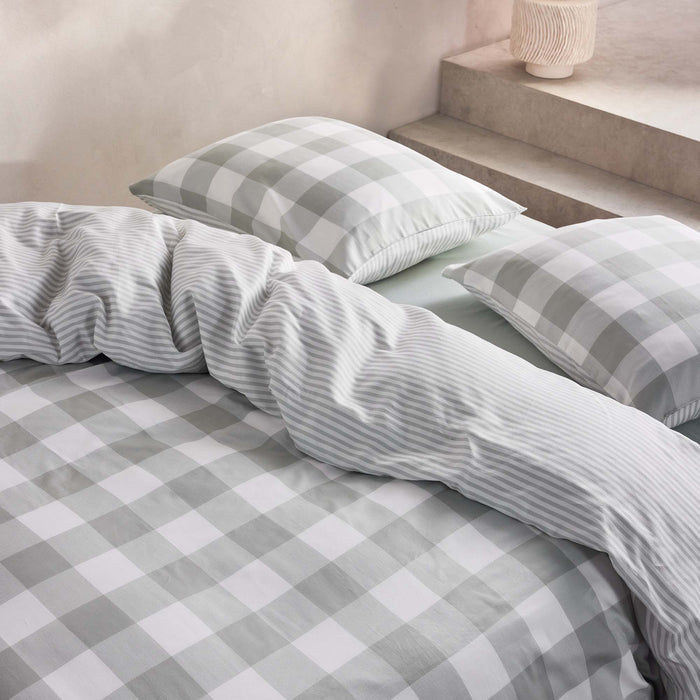 Essenza Chess Dekbedovertrek 240 x 220 cm - Dusty green