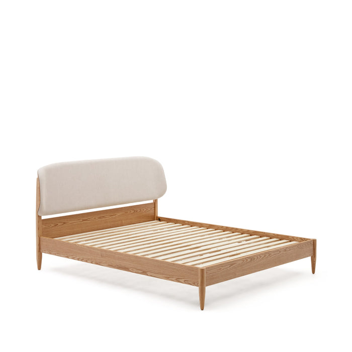 Kave Home - Octavia-bed in essen multiplex met wit gestoffeerd