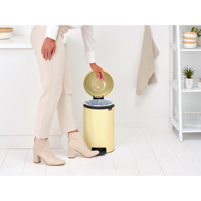 Brabantia NewIcon Pedaalemmer 12 L - Mellow Yellow