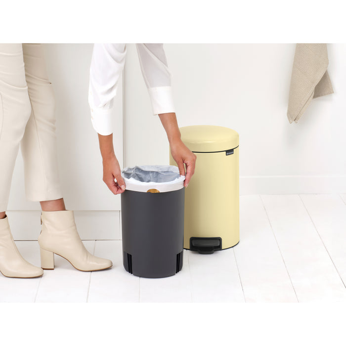 Brabantia NewIcon Pedaalemmer 12 L - Mellow Yellow