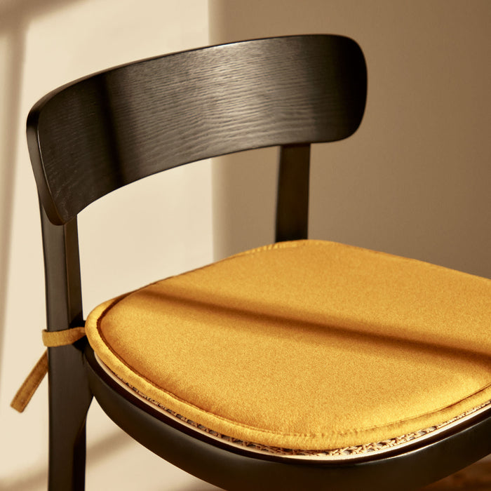 Kave Home - Kussen voor de Romane stoel in mosterdgeel 43 x 43 cm