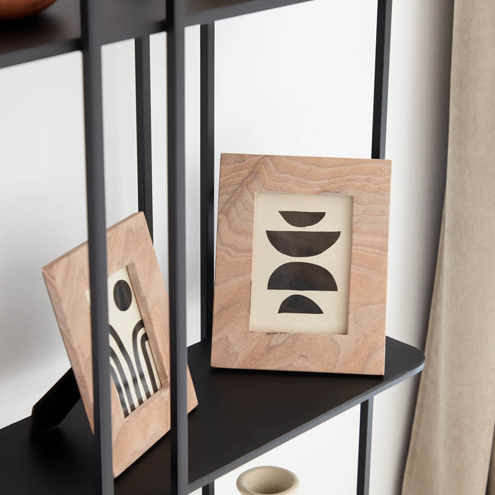 Kave Home - Fotolijst Siriana roze 25 x 20 cm