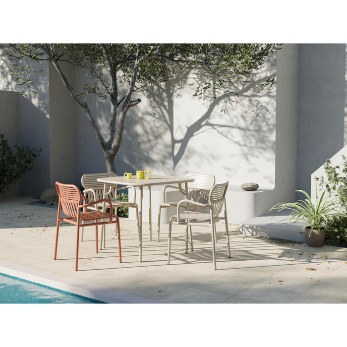 Petite Friture Week-end tuintafel 85x85 met dicht blad Brown Red