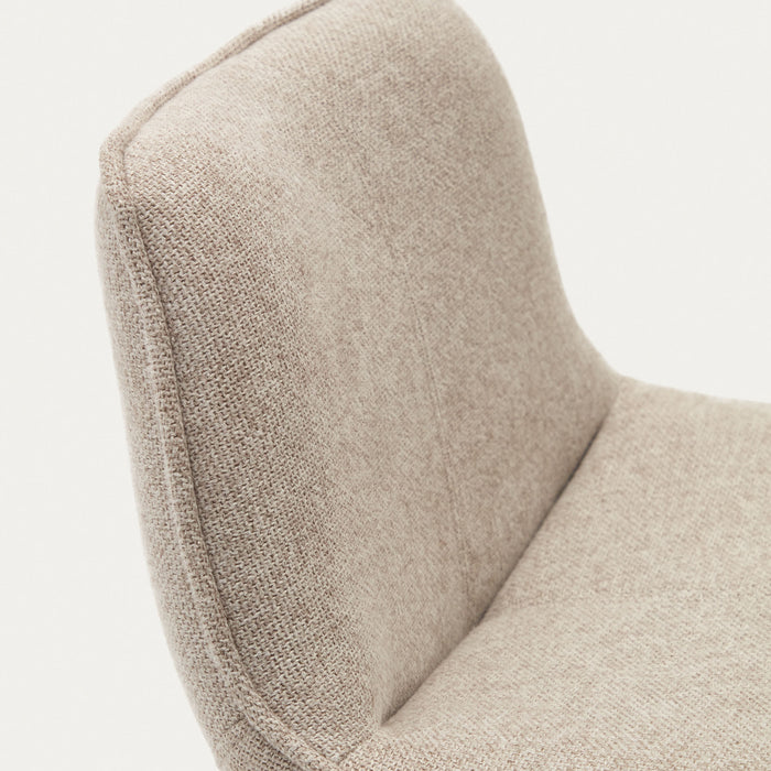 Kave Home - Zenda-kruk in beige chenille en en staal met matwitte